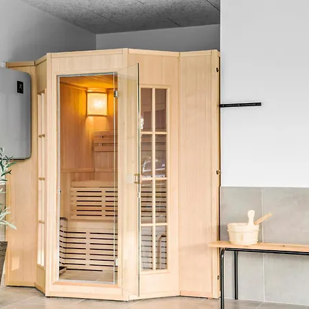 Vakantiehuis Beautiful In With Sauna *