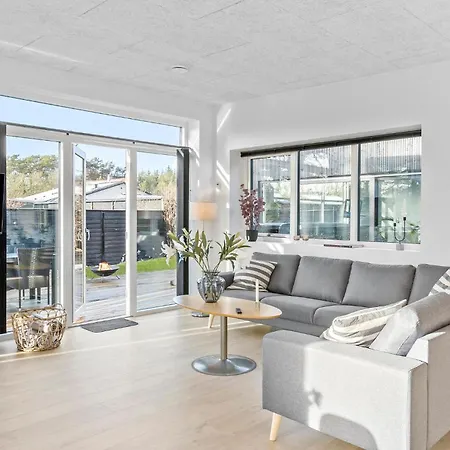 Amazing In With Sauna