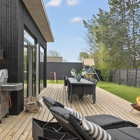 Beautiful In With Sauna Ferienhaus *